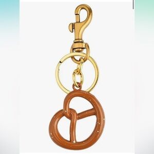 🥨SALTED PRETZEL BAG CHARM-NEW